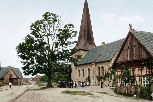 Nikolauskirche von 1352 an der Osterstraße